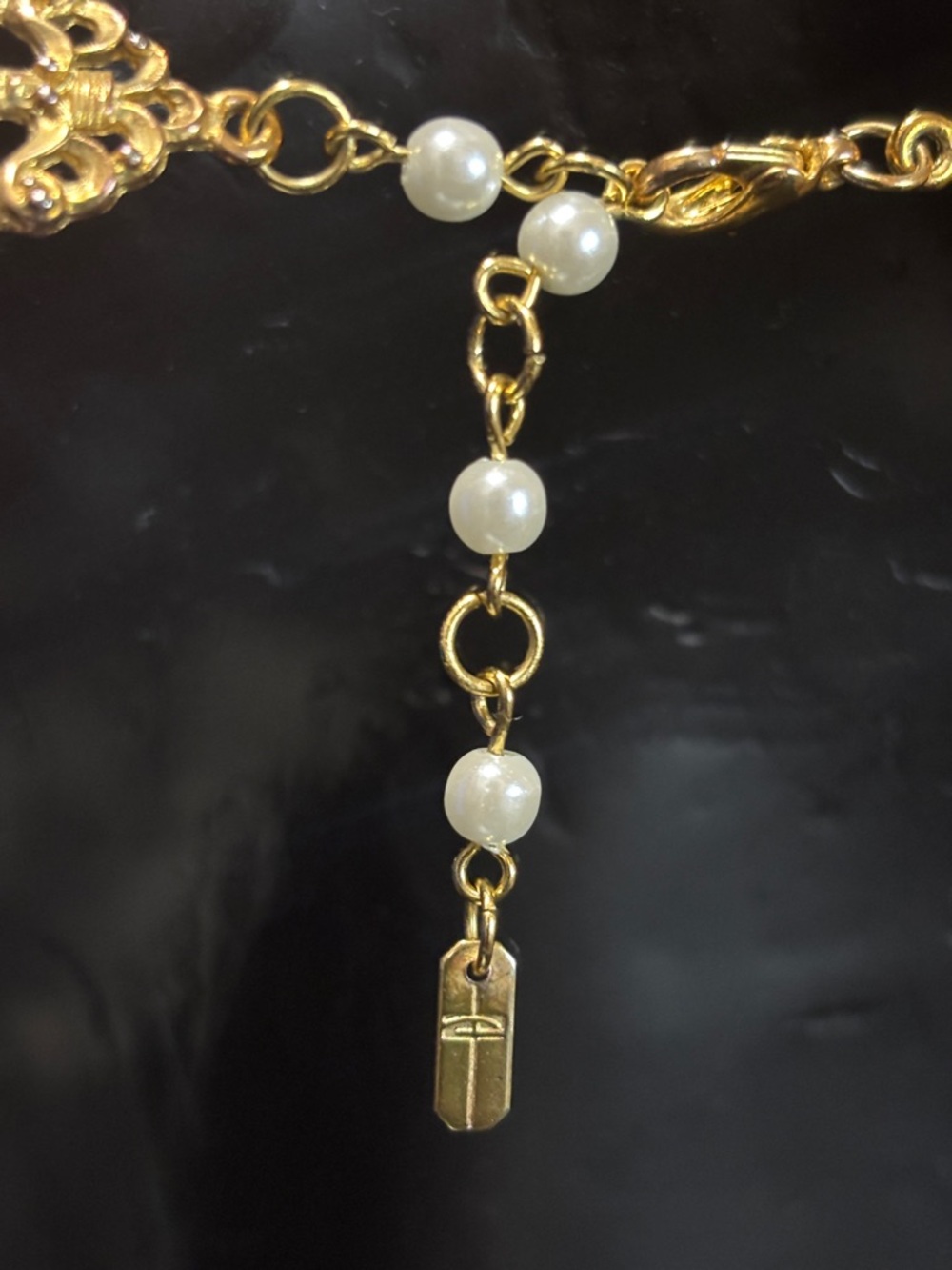 TAI JEWELRY Three-Strand Pearl Necklace w Crystal-encrusted Centerpiece (Signed) - Picture 3 of 3